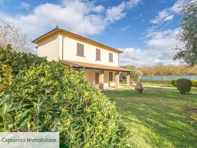 Villa in vendita a Capranica VT