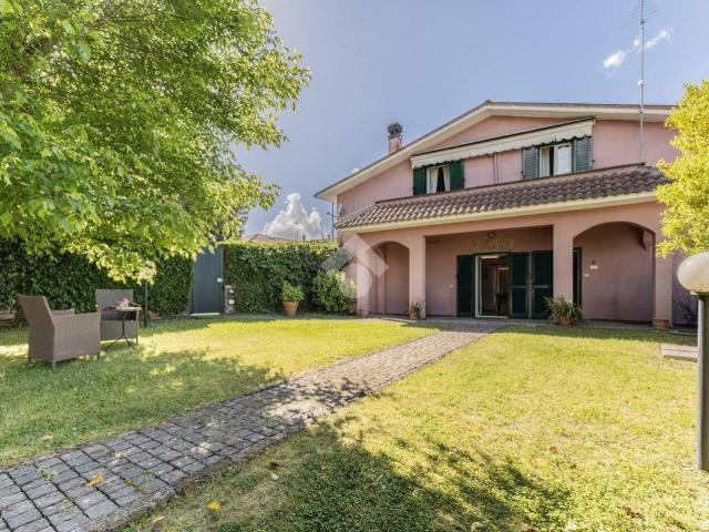 Villa in vendita a Caprarola VT