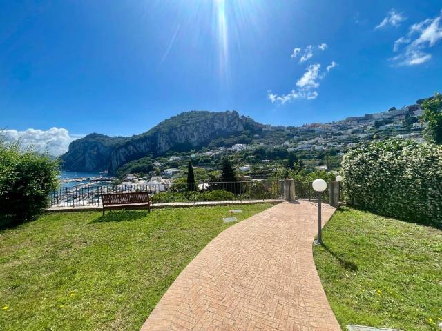 Villa in vendita a Capri NA