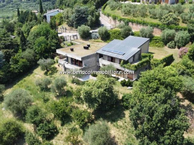Villa in vendita a Caprino Veronese
