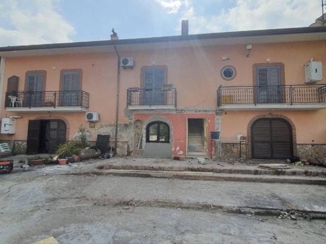 Villa in vendita a Capua CE