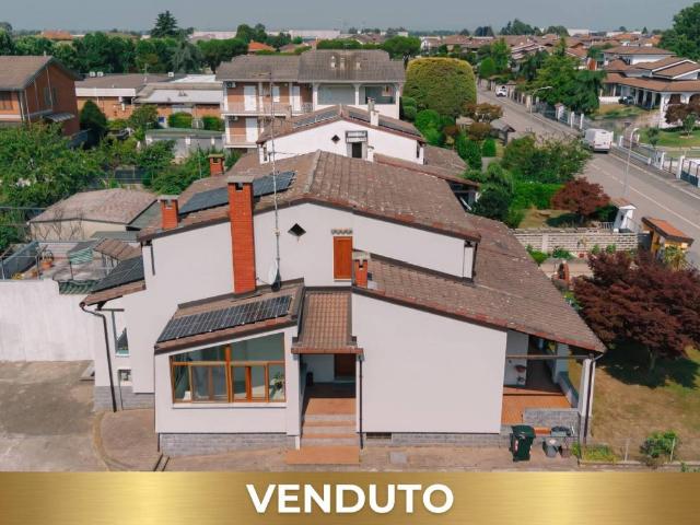 Villa in vendita a Caresanablot VC
