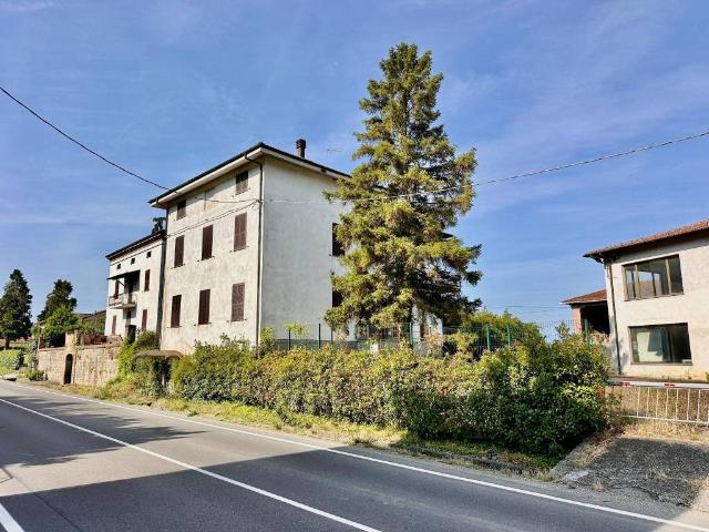 Villa in vendita a Carezzano AL