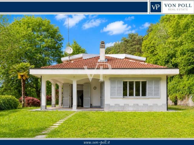 Villa in vendita a Carimate CO
