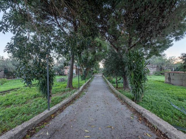 Villa in vendita a Carini PA