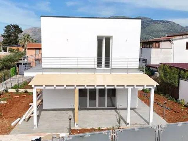 Villa in vendita a Carini PA