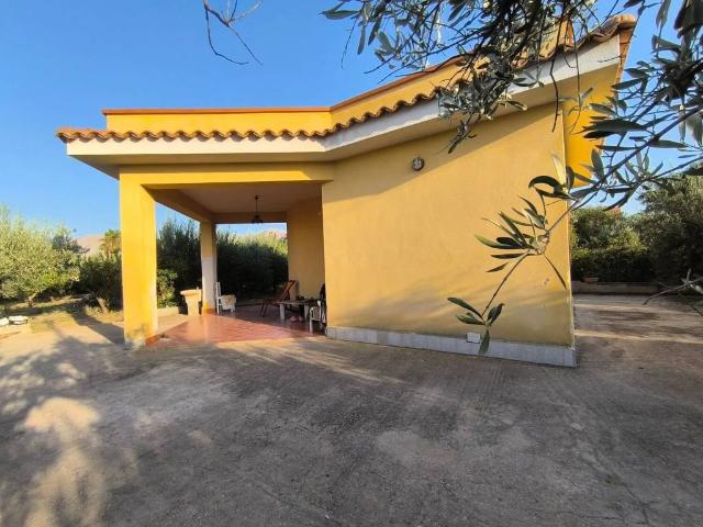 Villa in vendita a Carini PA