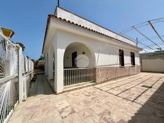 Villa in vendita a Carini PA