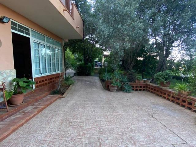 Villa in vendita a Carini PA