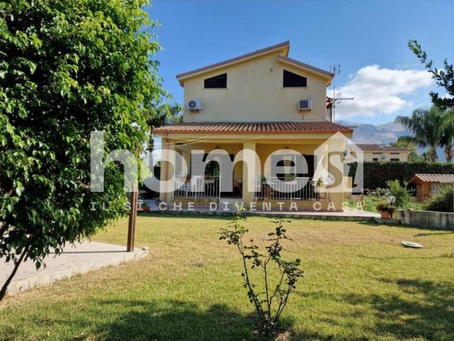 Villa in vendita a Carini PA