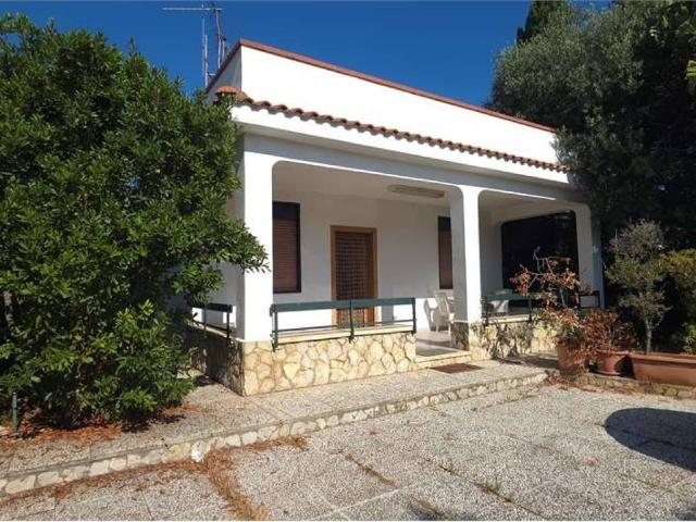 Villa in vendita a Carini PA