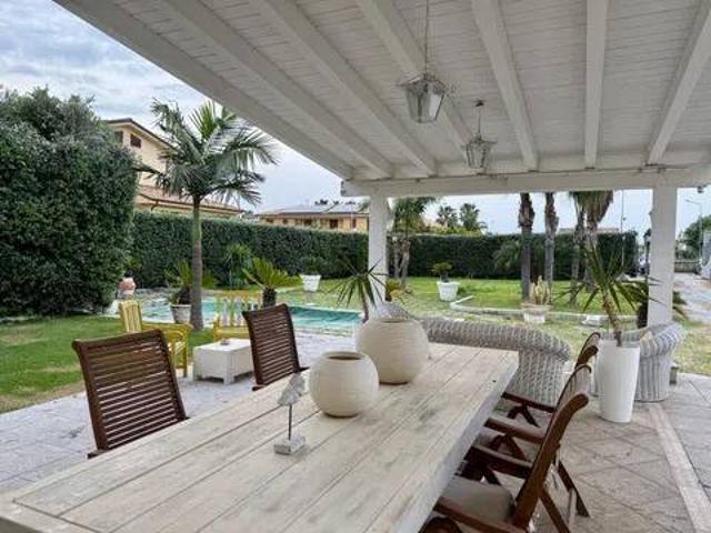 Villa in vendita a Carini PA