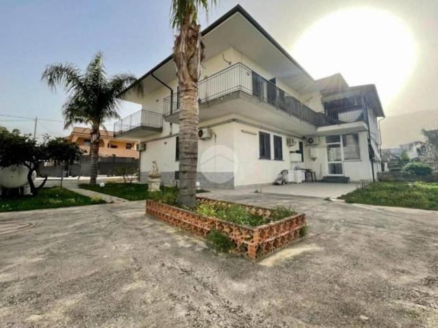 Villa in vendita a Carini PA