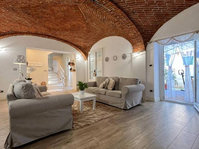 Villa in vendita a Carignano TO
