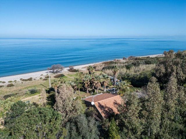Villa in vendita a Caronia ME