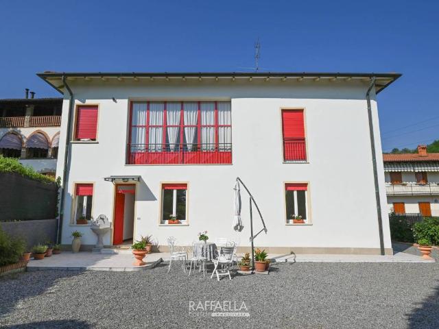 Villa in vendita a Carobbio degli Angeli BG
