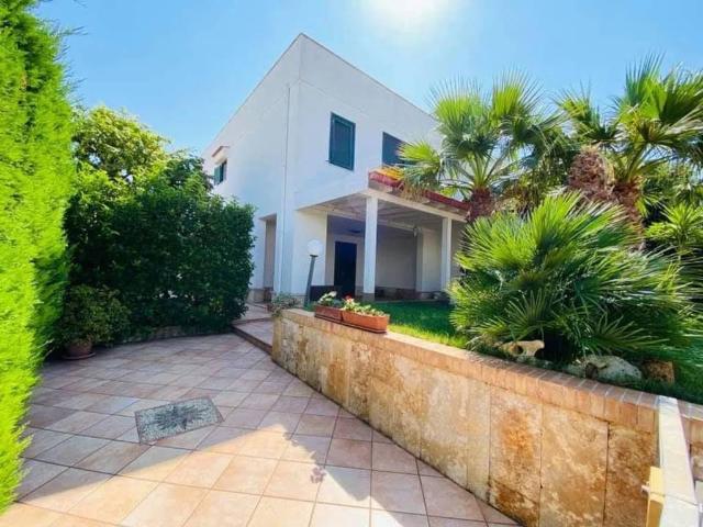 Villa in vendita a Carovigno BR