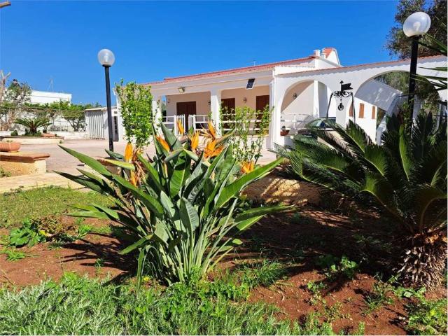 Villa in vendita a Carovigno BR