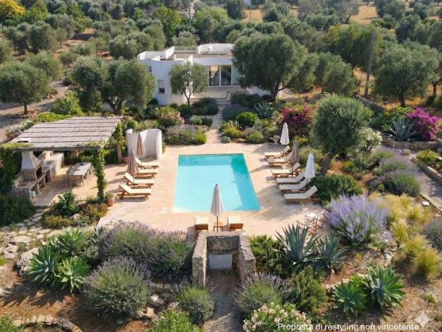 Villa in vendita a Carovigno BR