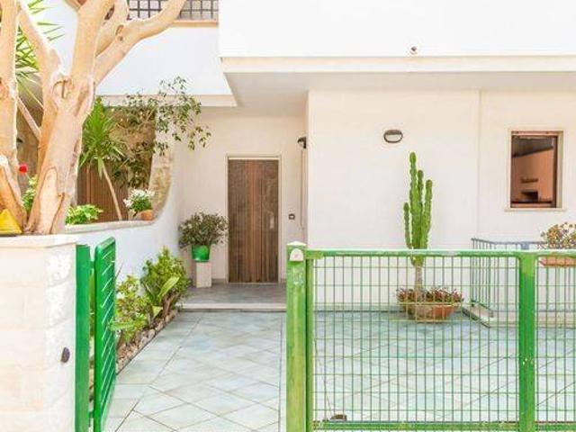 Villa in vendita a Carovigno BR