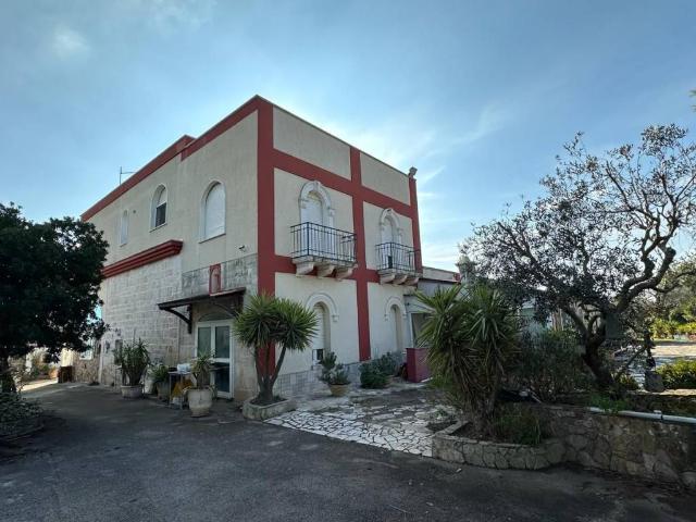 Villa in vendita a Carovigno BR