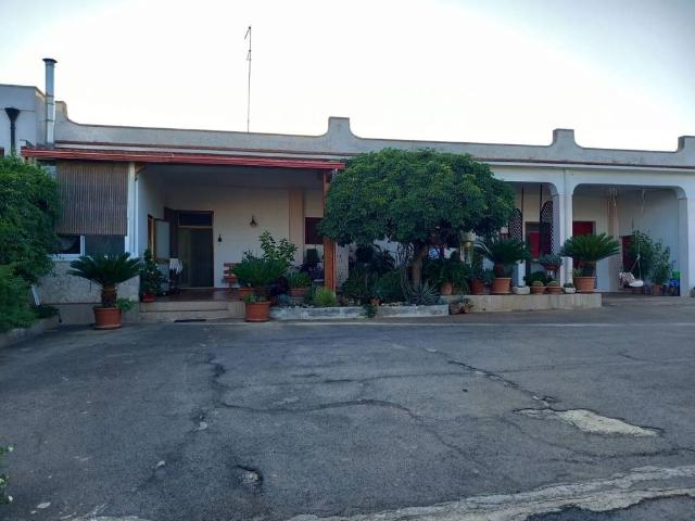 Villa in vendita a Carovigno BR