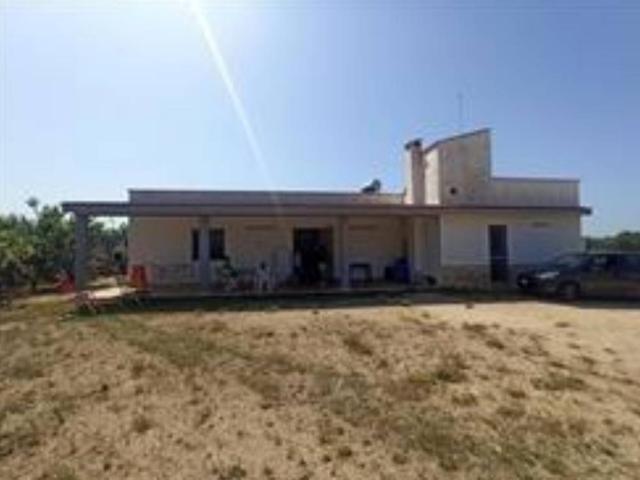 Villa in vendita a Carovigno BR