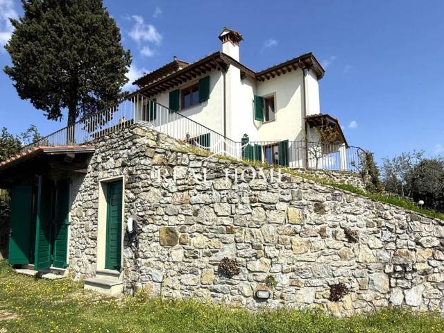 Villa in vendita a Carmignano PO