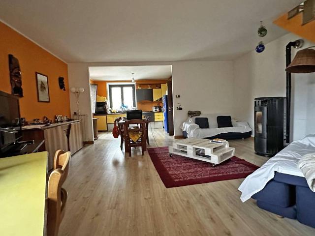 Villa in vendita a Gropparello PC