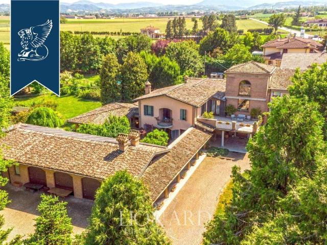 Villa in vendita a Carpaneto Piacentino PC
