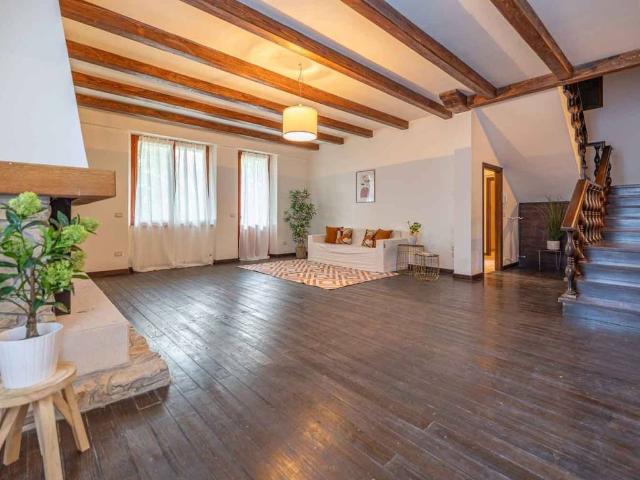 Villa in vendita a Carpegna PU