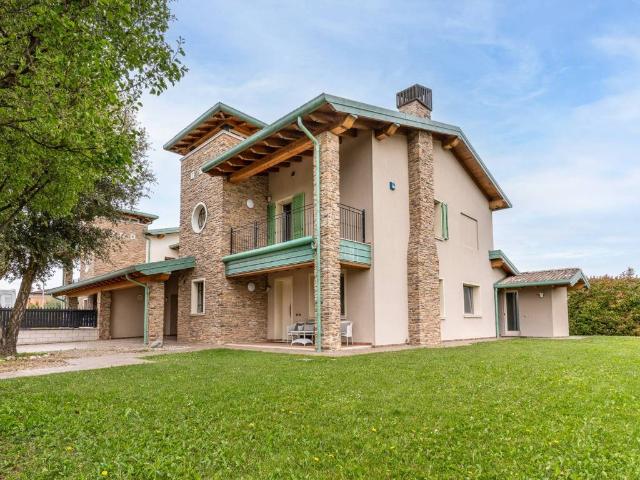 Villa in vendita a Carpenedolo BS