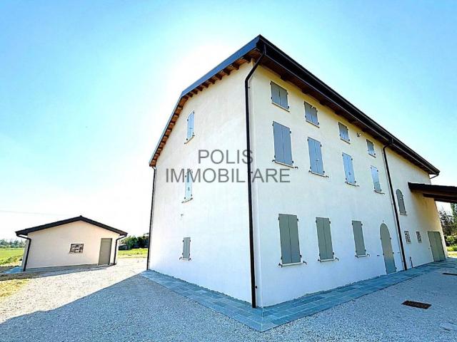 Villa in vendita a Carpi MO
