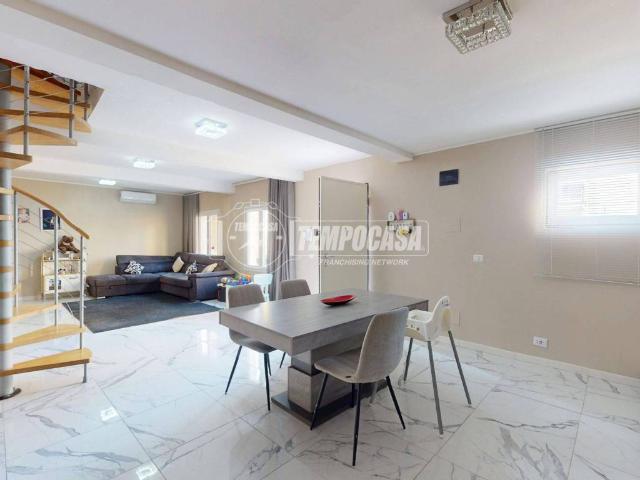 Villa in vendita a Carpi MO