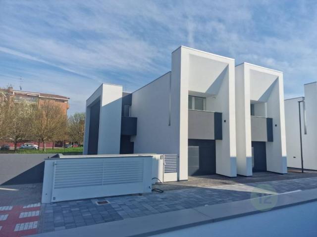 Villa in vendita a Carpi MO