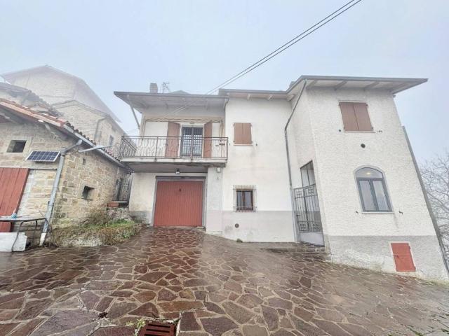 Villa in vendita a Carpineti RE