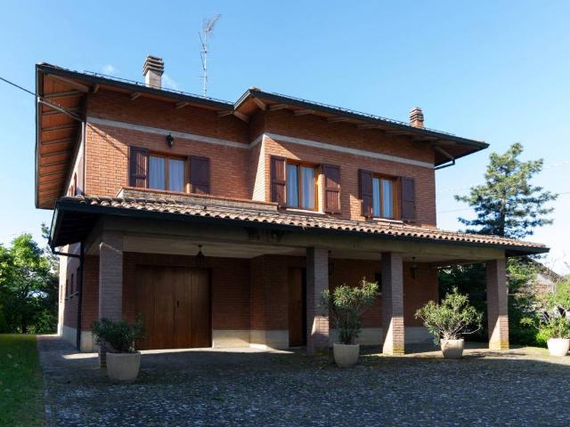 Villa in vendita a Carpineti RE
