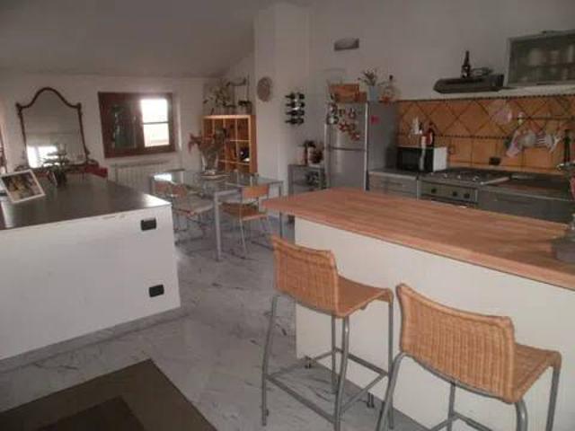 Villa in vendita a Carrara MS