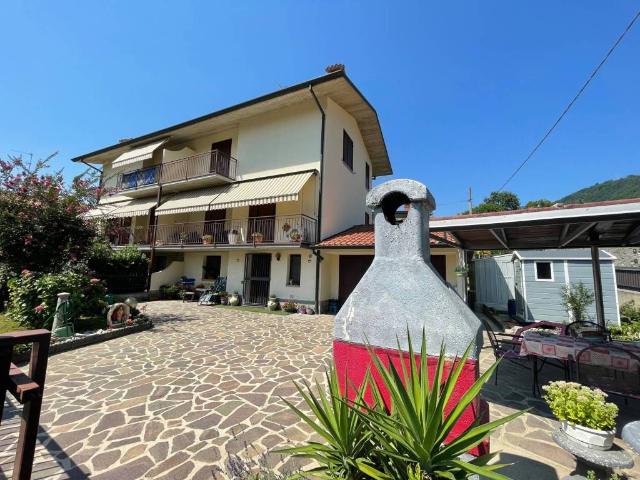 Villa in vendita a Carvico BG