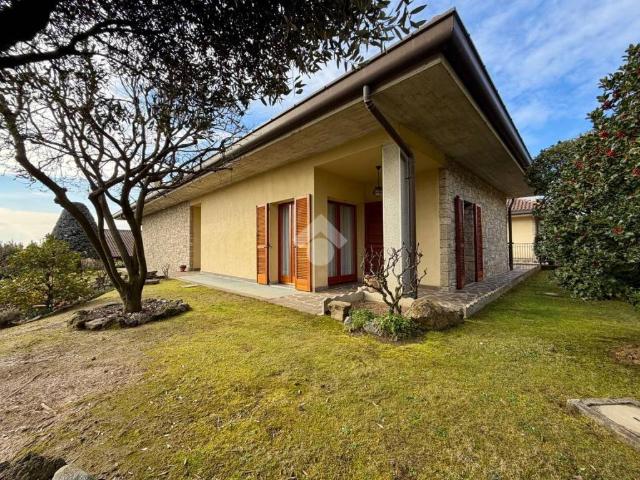 Villa in vendita a Carvico BG