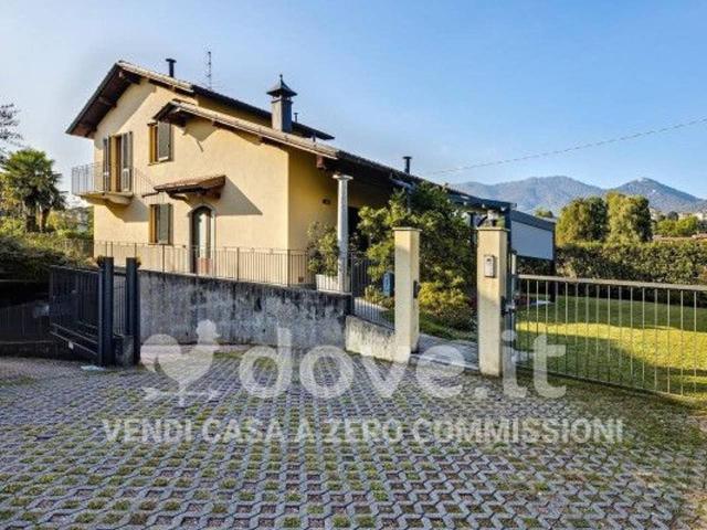 Villa in vendita a Casciago