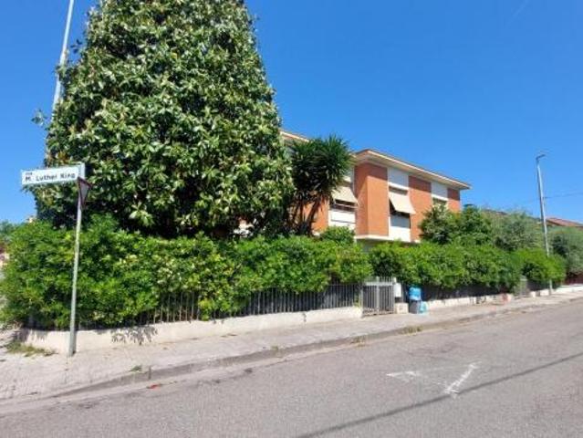 Villa in vendita a Casciavola Cascina 200 mq Rif: 1318684