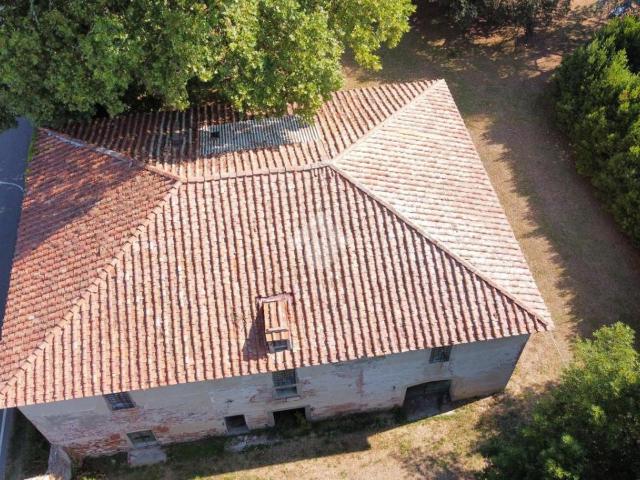 Villa in vendita a Cascina