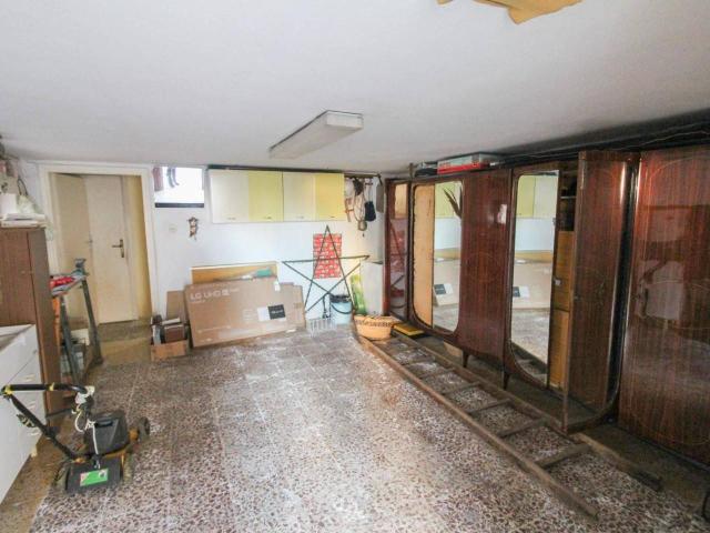 Villa in vendita a Cascina