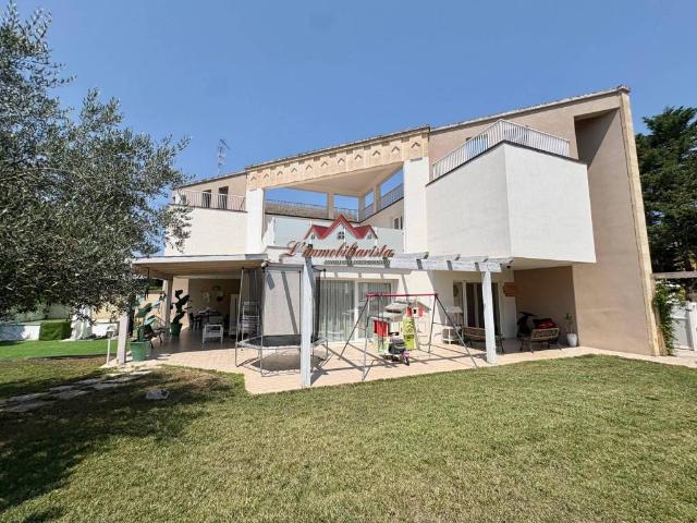 Villa in vendita a Casamassima BA