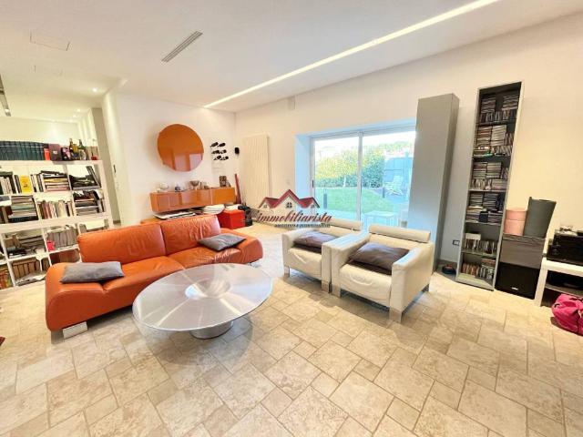 Villa in vendita a Casamassima BA