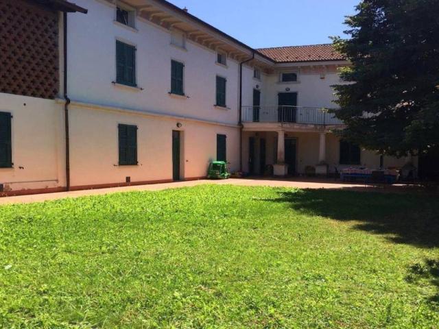 Villa in vendita a Casal Cermelli AL