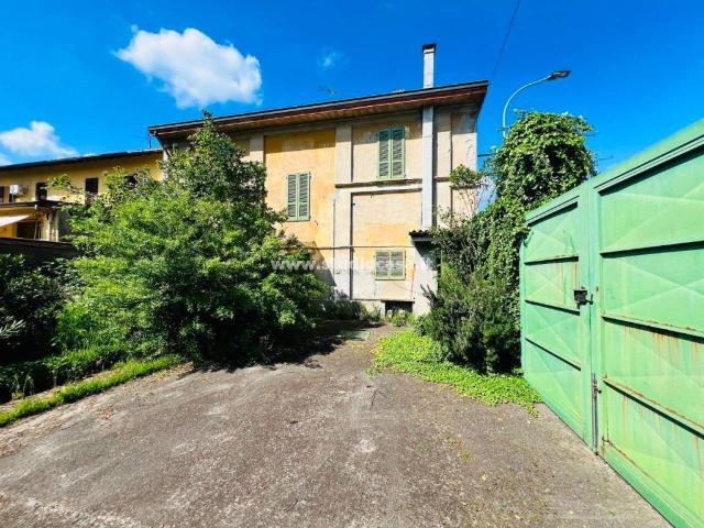 Villa in vendita a Casalbuttano ed Uniti CR