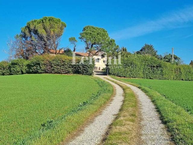 Villa in vendita a Casale Monferrato AL