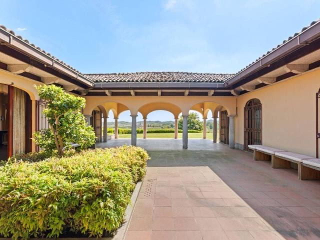 Villa in vendita a Casale Monferrato AL